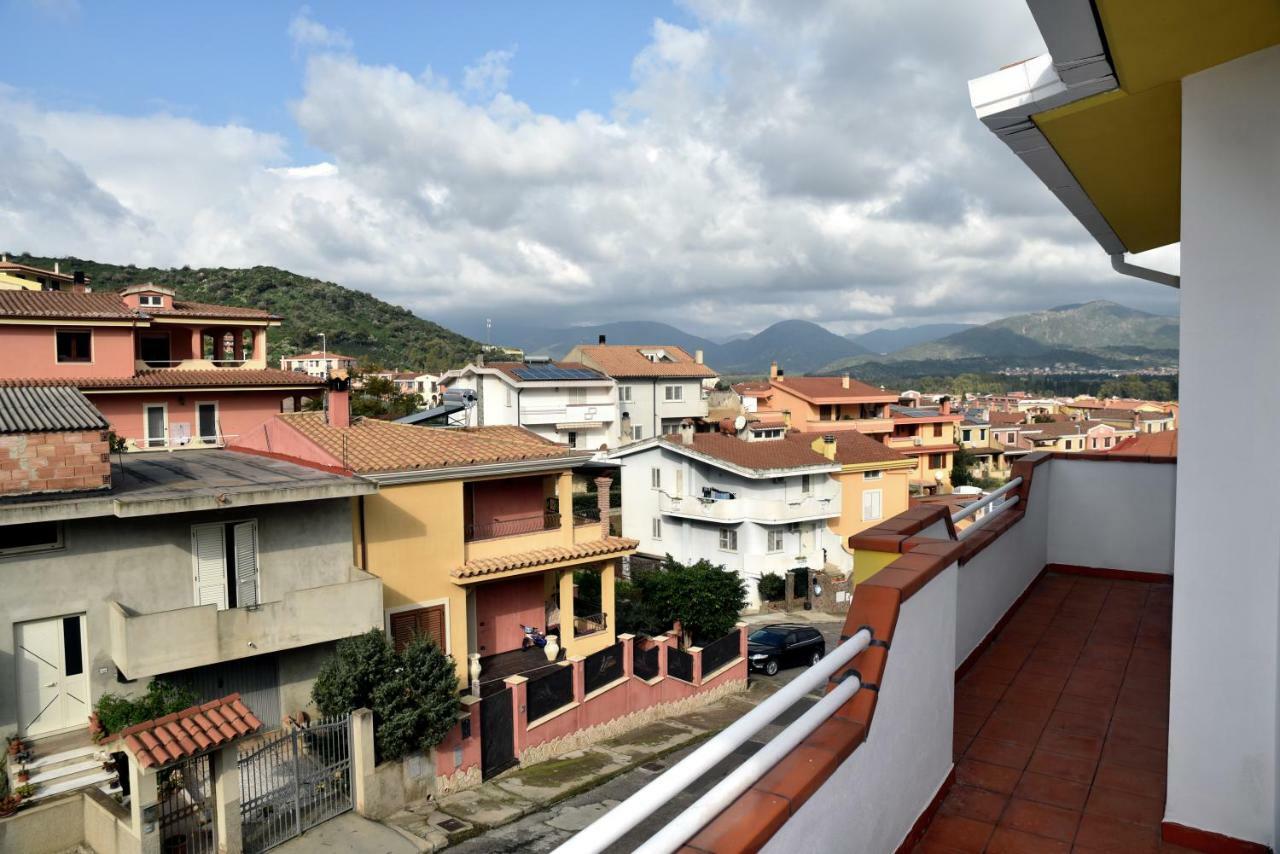 B&B Sa Pintadera Muravera Exterior photo